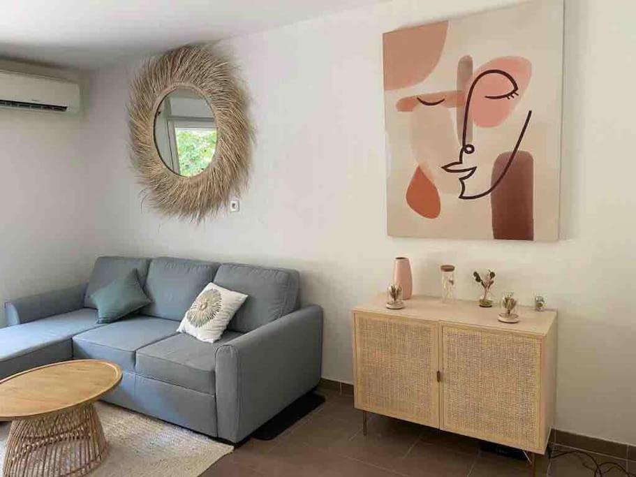 Tres Bel Appartement Contemporain Et Calme Fréjus Esterno foto