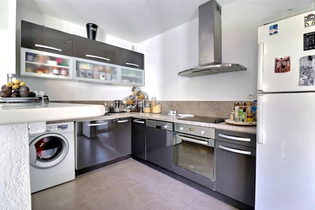Tres Bel Appartement Contemporain Et Calme Fréjus Esterno foto
