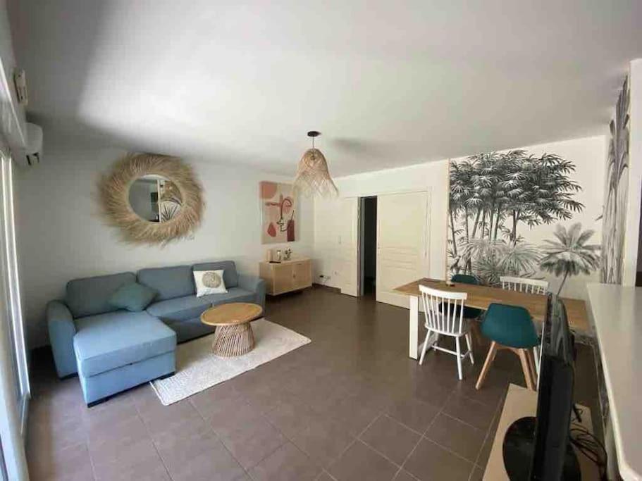 Tres Bel Appartement Contemporain Et Calme Fréjus Esterno foto