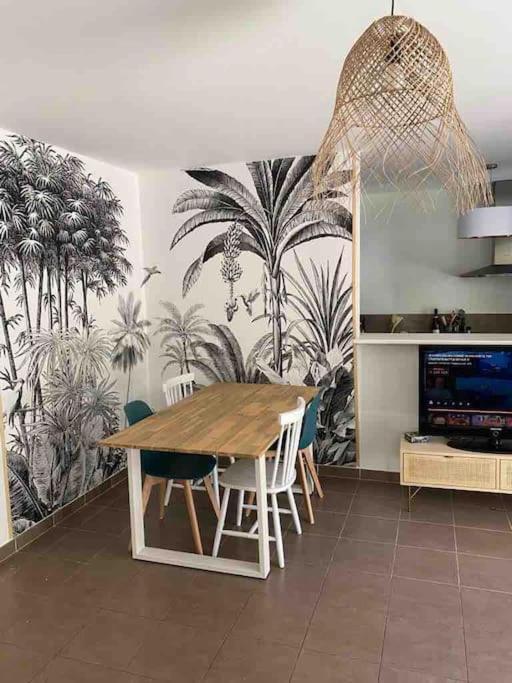 Tres Bel Appartement Contemporain Et Calme Fréjus Esterno foto
